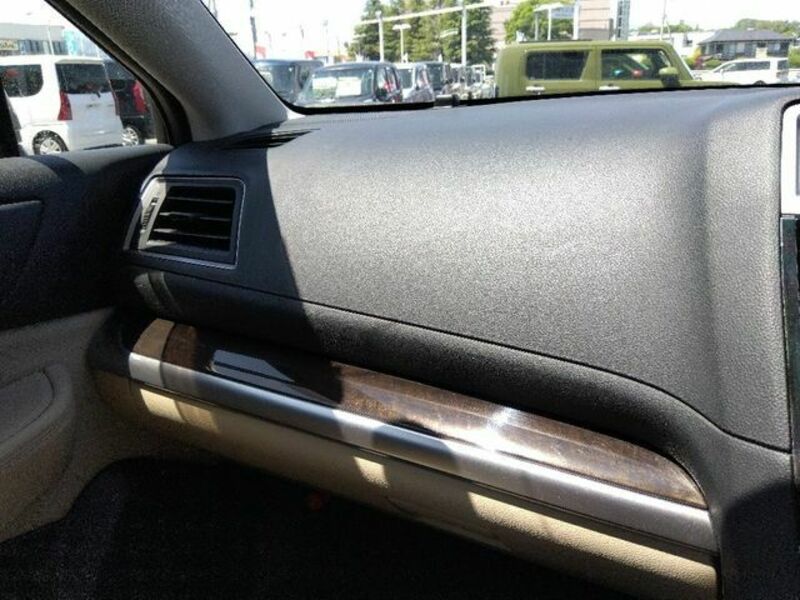 LEGACY OUTBACK-22