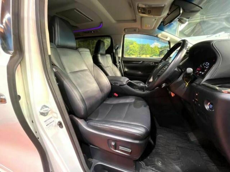 VELLFIRE-9