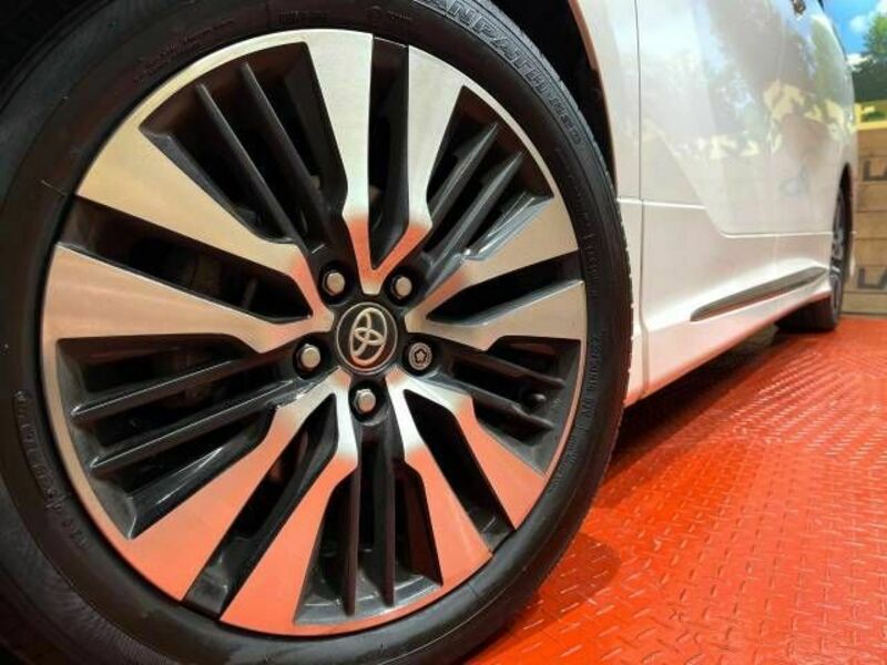 VELLFIRE-14