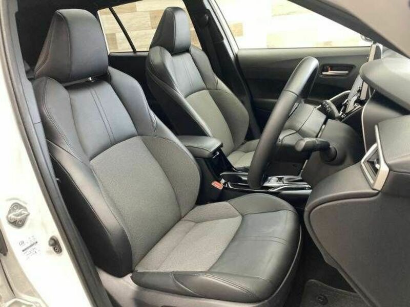 COROLLA CROSS