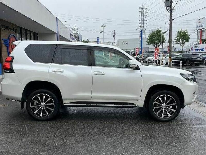 LAND CRUISER PRADO