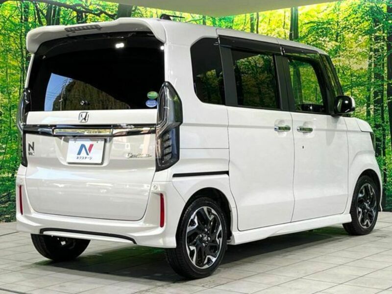 N BOX CUSTOM-16