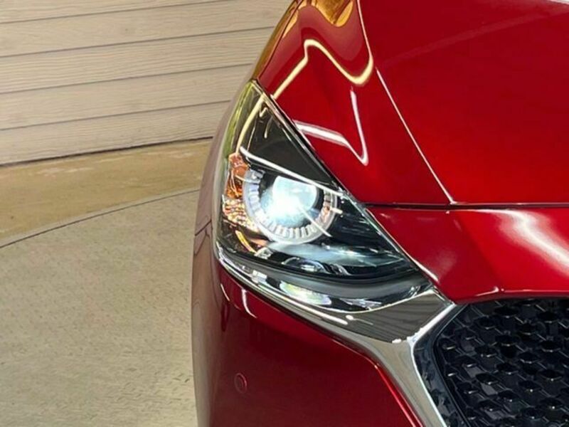 MAZDA2