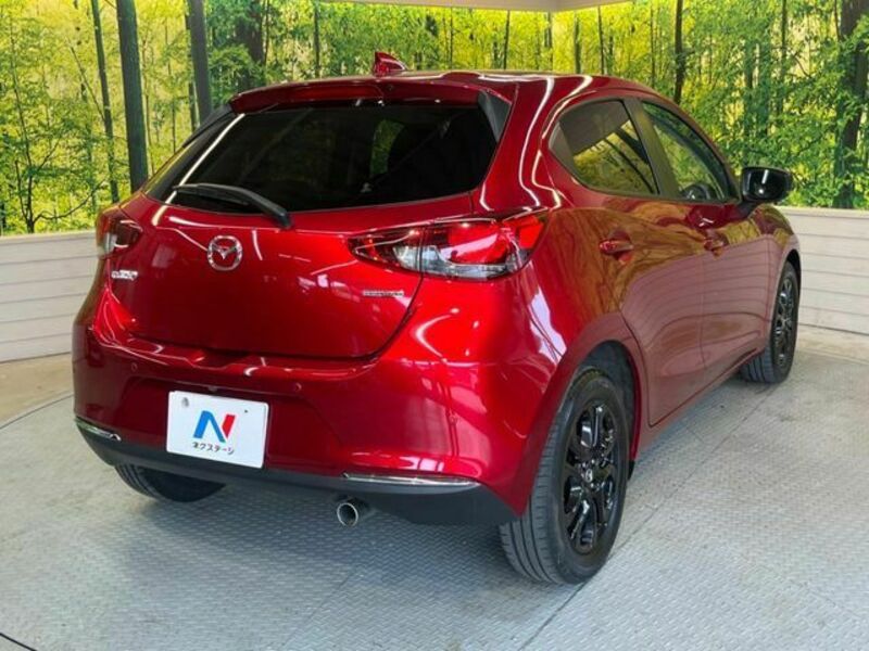MAZDA2