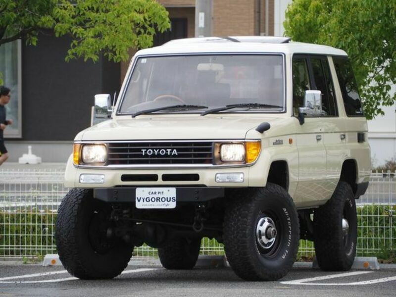 LAND CRUISER PRADO-4