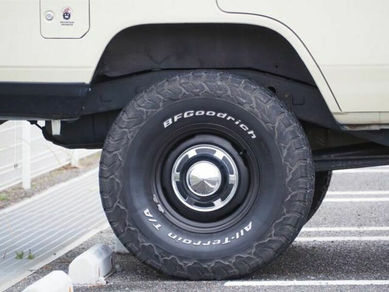 LAND CRUISER PRADO-6