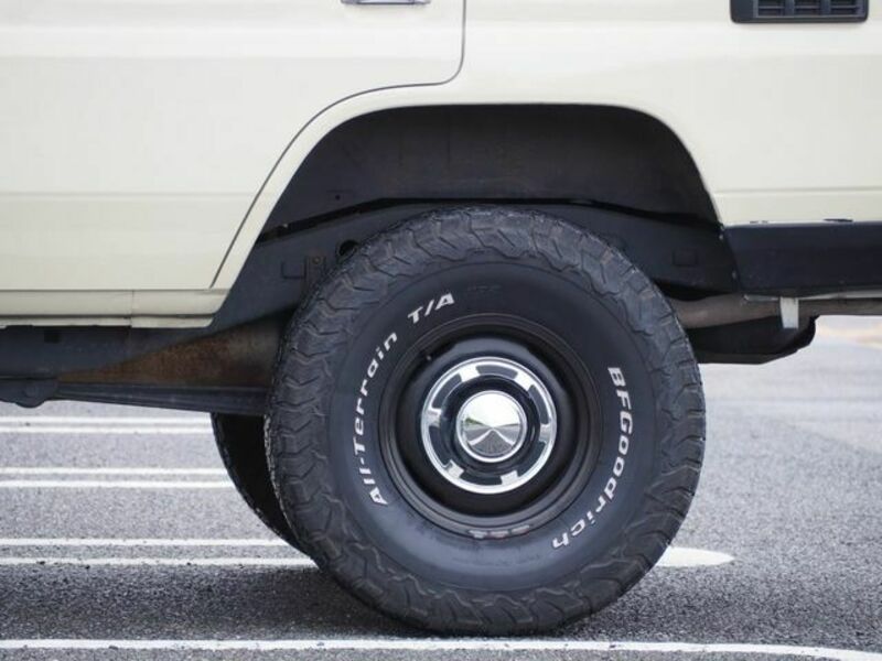 LAND CRUISER PRADO-10