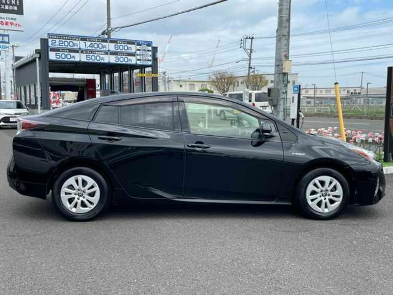 PRIUS-3