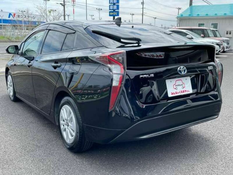 PRIUS-6