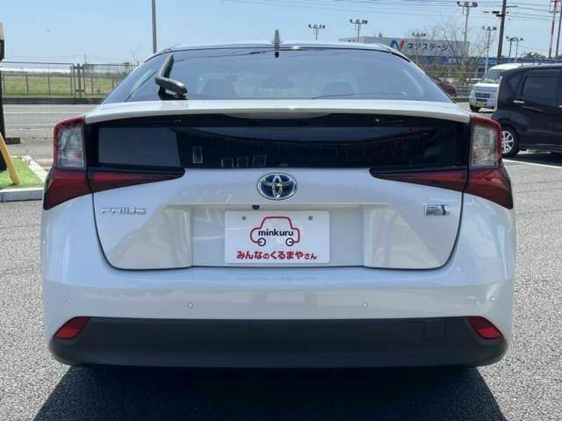 PRIUS-5