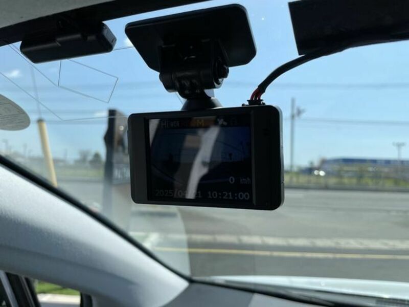 PRIUS-19