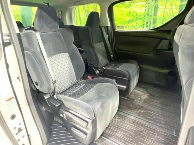 VELLFIRE-8