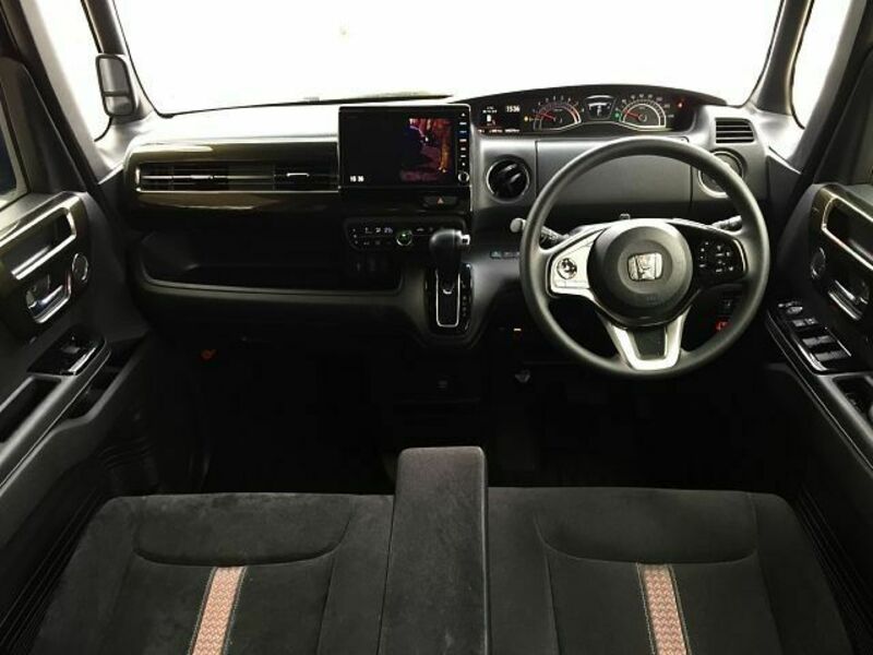 N BOX CUSTOM-1