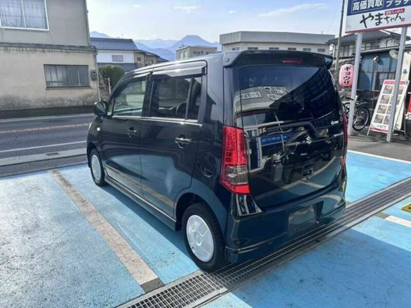 WAGON R