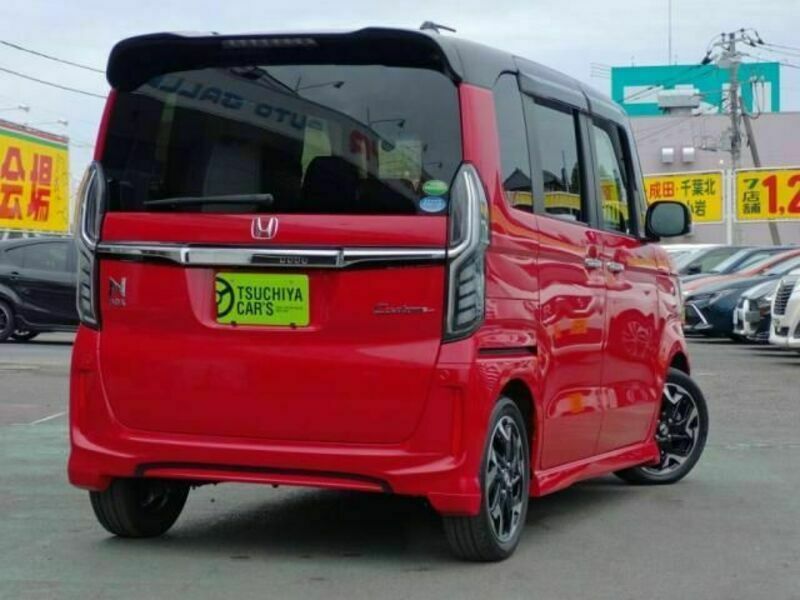 N BOX CUSTOM-1