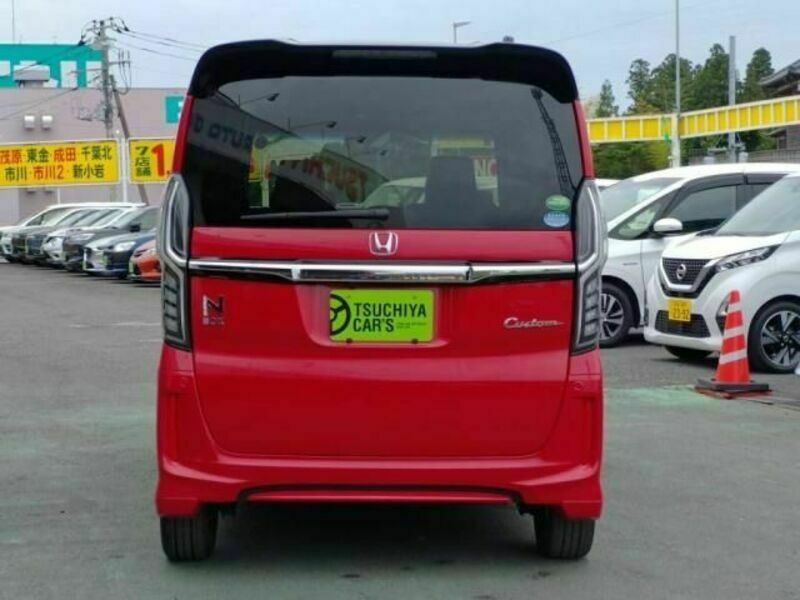 N BOX CUSTOM-9