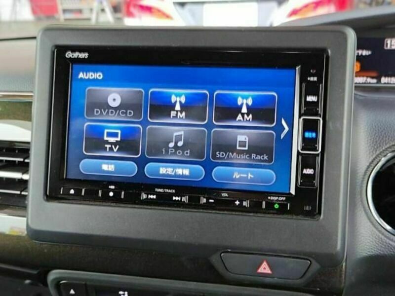 N BOX CUSTOM-13