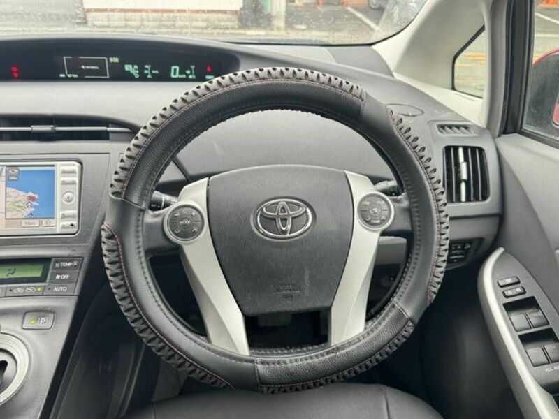 PRIUS-10