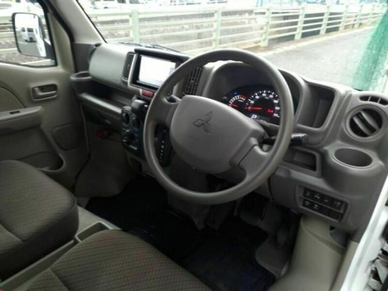 MINICAB VAN