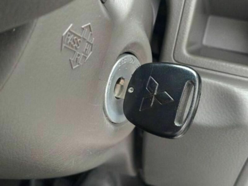MINICAB VAN