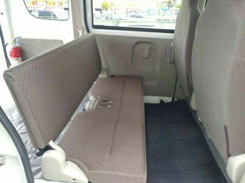 MINICAB VAN