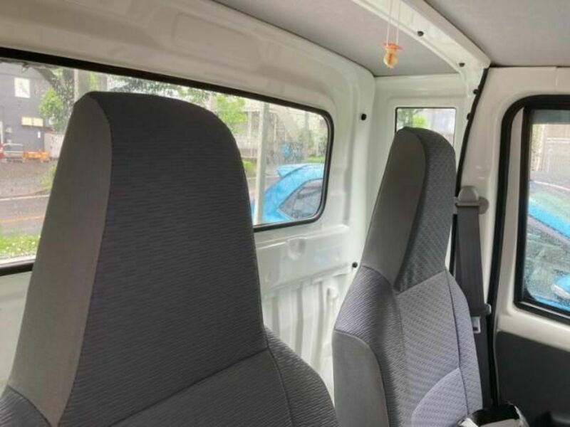 MINICAB TRUCK