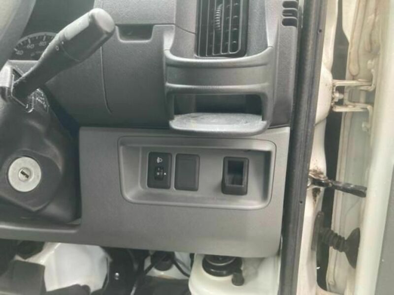 MINICAB TRUCK