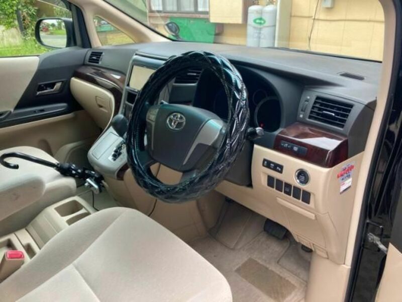 VELLFIRE-11