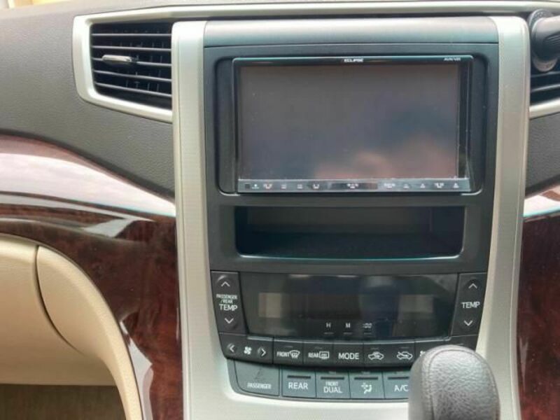 VELLFIRE-20