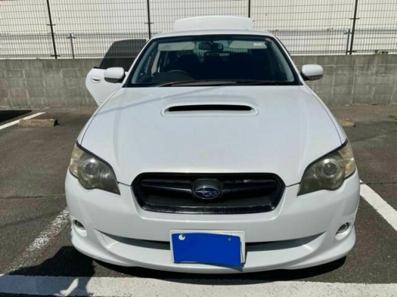 SUBARU LEGACY B4