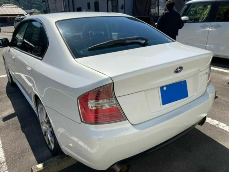LEGACY B4