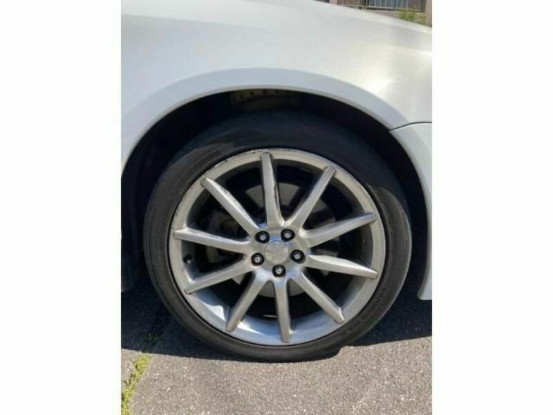 LEGACY B4