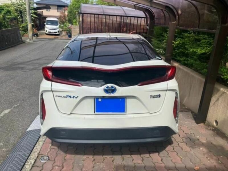 PRIUS PHV