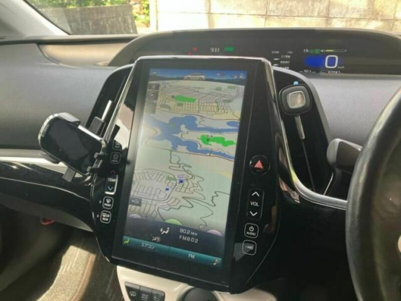 PRIUS PHV