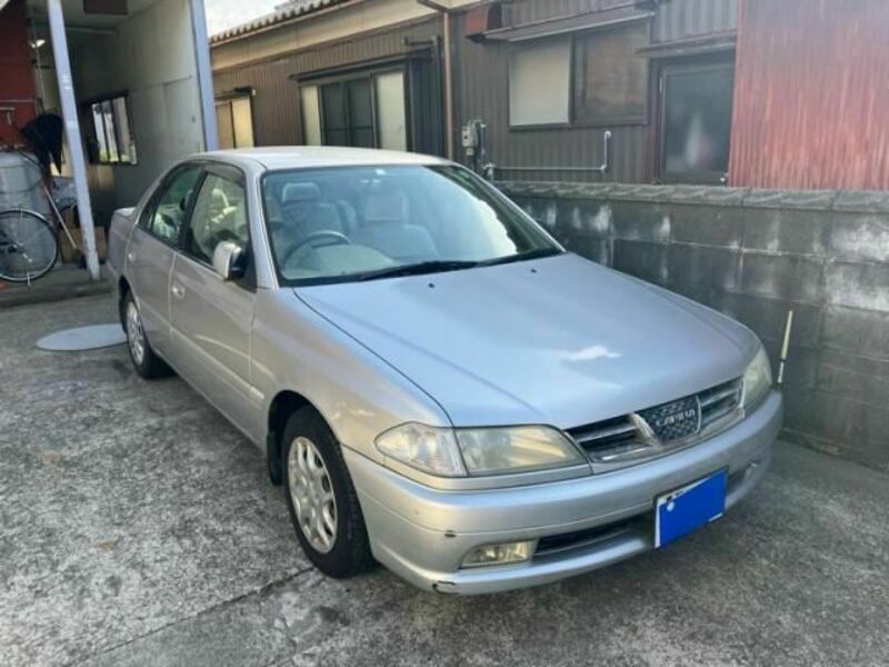TOYOTA CARINA