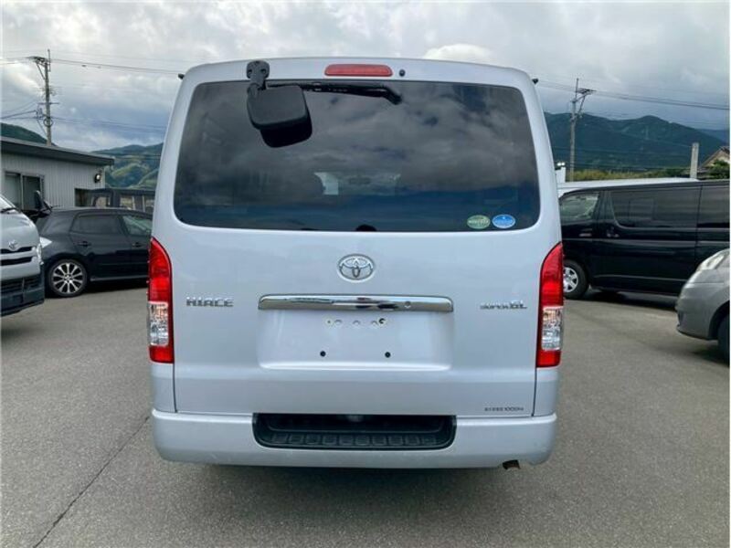 HIACE VAN
