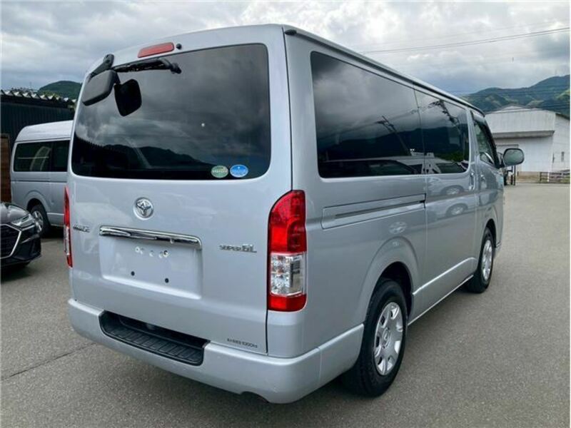 HIACE VAN