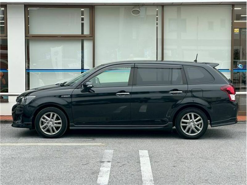COROLLA FIELDER
