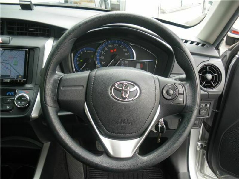COROLLA FIELDER