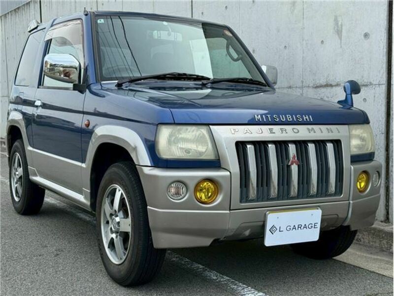 MITSUBISHI PAJERO MINI