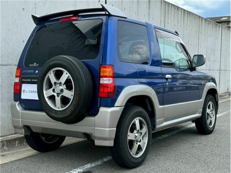 PAJERO MINI