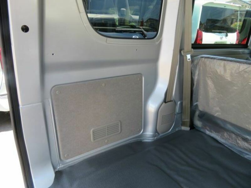 CLIPPER VAN-4