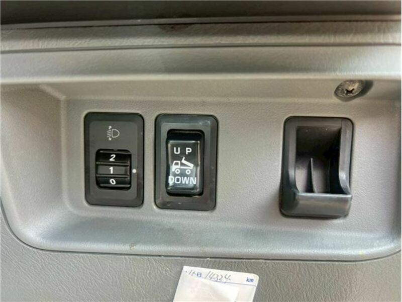 MINICAB TRUCK