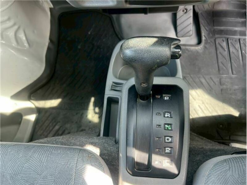 MINICAB TRUCK