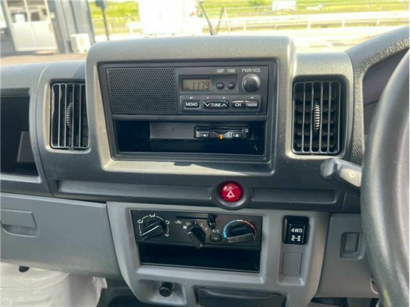 MINICAB TRUCK