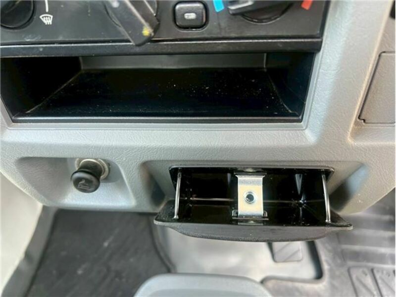 MINICAB TRUCK