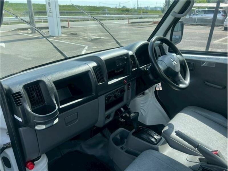 MINICAB TRUCK
