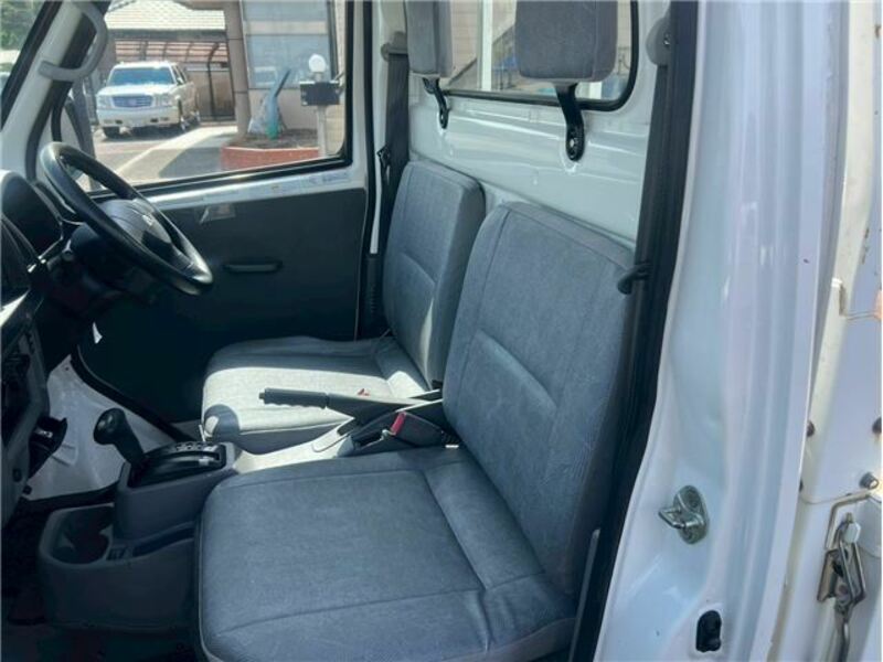 MINICAB TRUCK