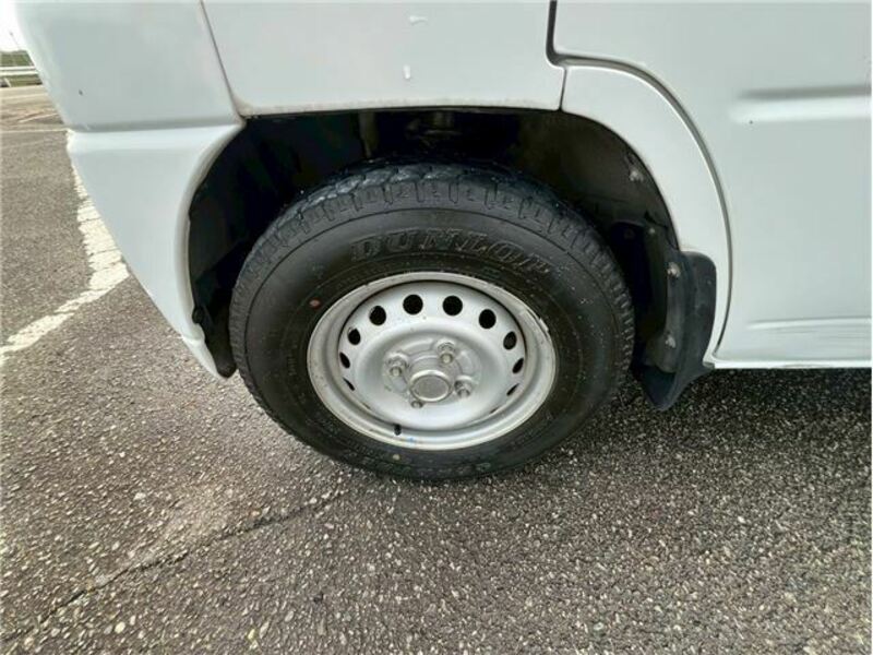 MINICAB TRUCK
