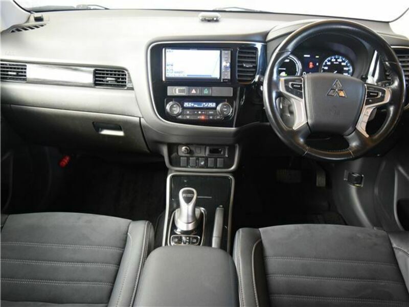 OUTLANDER PHEV